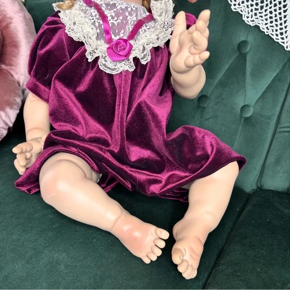 Fayzah Spanos KISSES” Rare Vinyl Doll